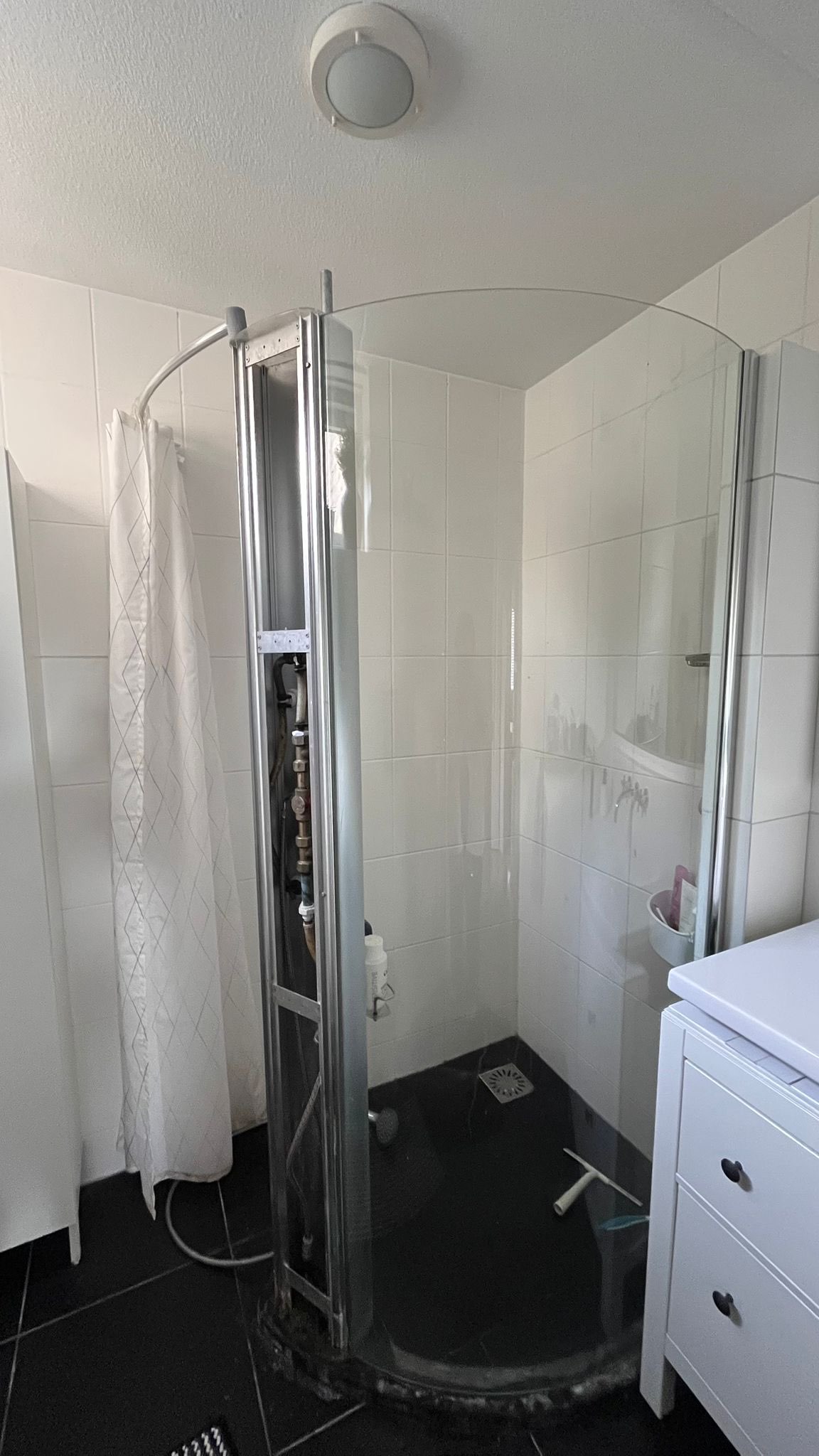 Douche voor de renovatie in 1 dag