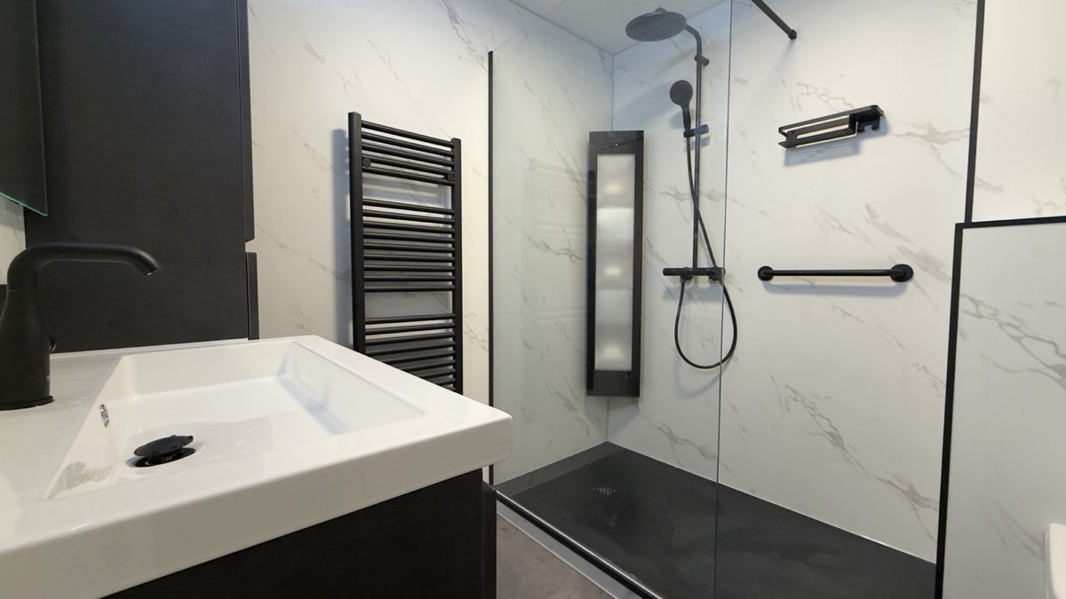 Sunshower en inloopdouche met zwarte details